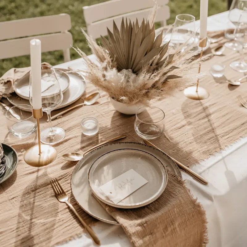 Tafelloper bruin 21 diner bruiloft styling wedding